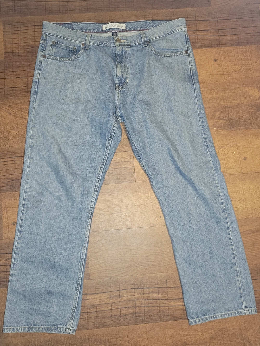 Tommy Hilfiger Light Wash Straight Leg Jeans